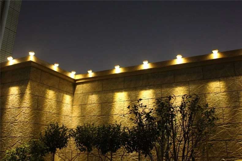 3 led solar powered fence garden wall light