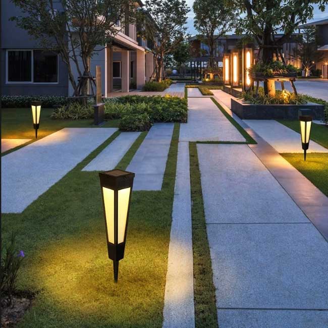 Solar lawn light scheme scene